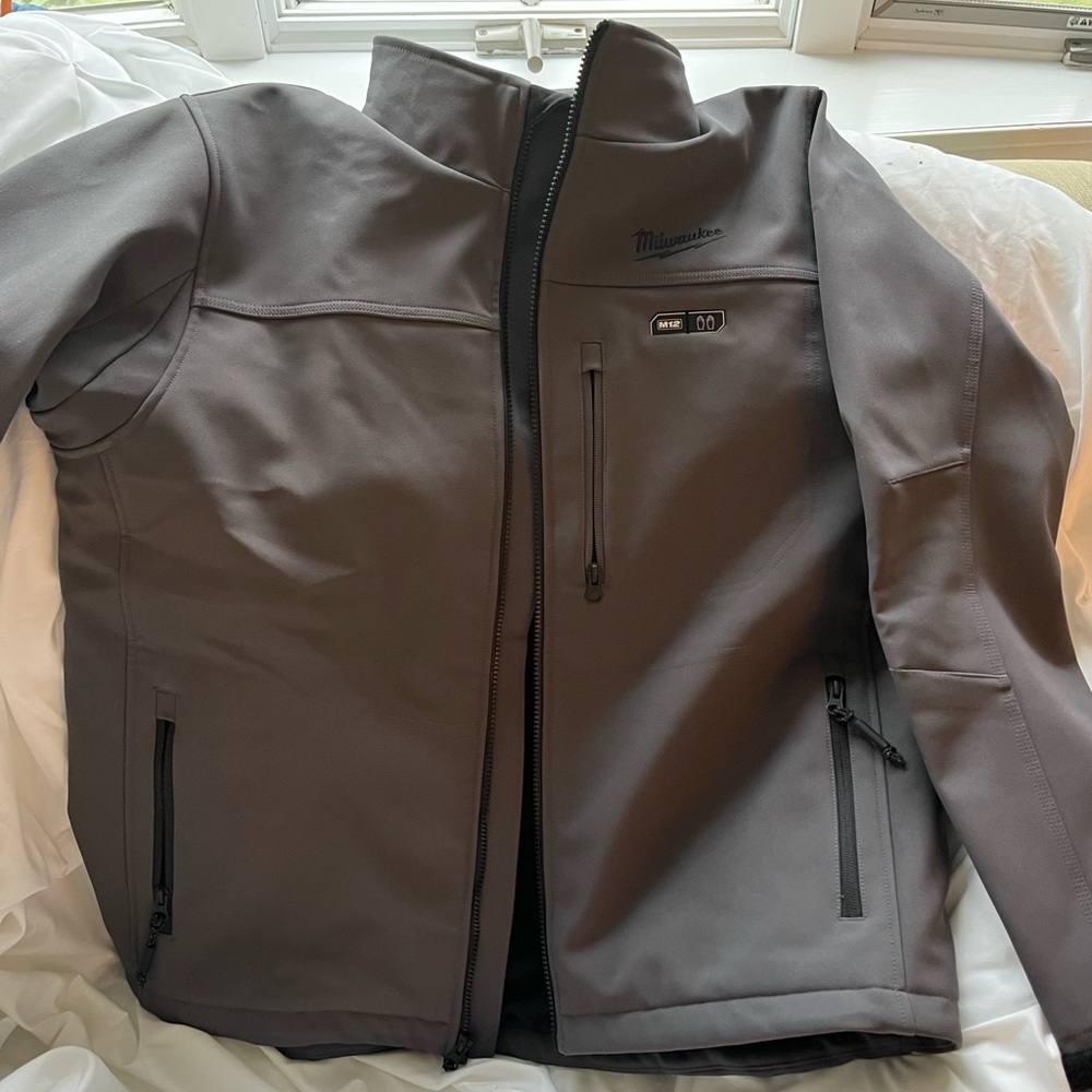 Milwaukee Heated Jacket size Large